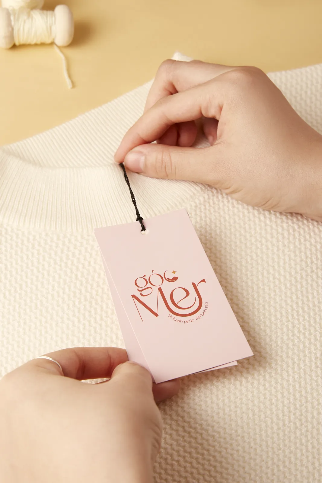 Mẫu tag treo Hoka sản xuất 7